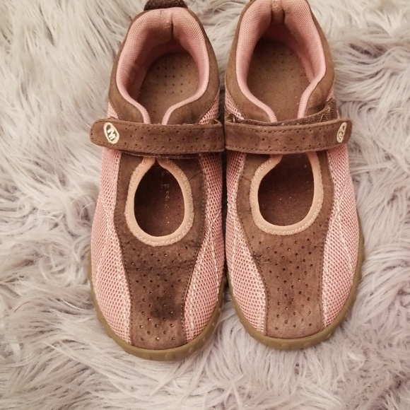 Girls Youth Size 4 MERRELL VELCRO SLIP ONS - Picture 5 of 6